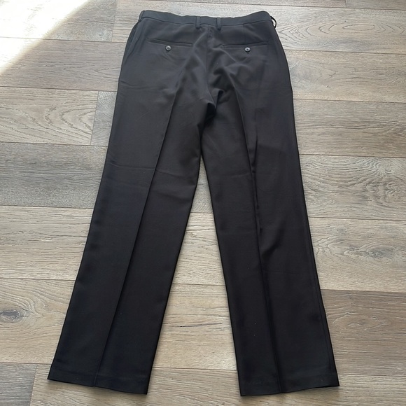 Men Haggar Black Classic Fit Dress Pant Flat Front,4 Pocket,Lightweight 32W 32L - Picture 4 of 9